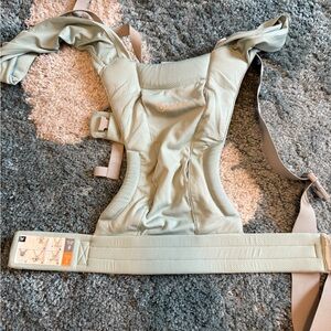 Ergobaby Embrace, soft air mesh Carrier in Sage